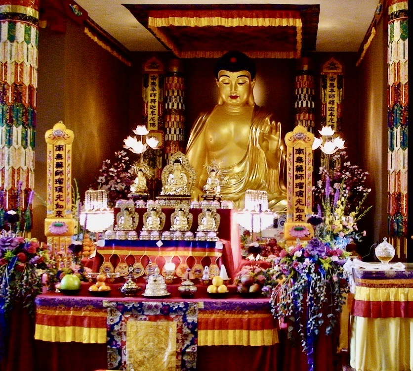 Photo of Shakyamuni and Medicine Buddhas at Hua Zang Si in San Francisco, California. 
