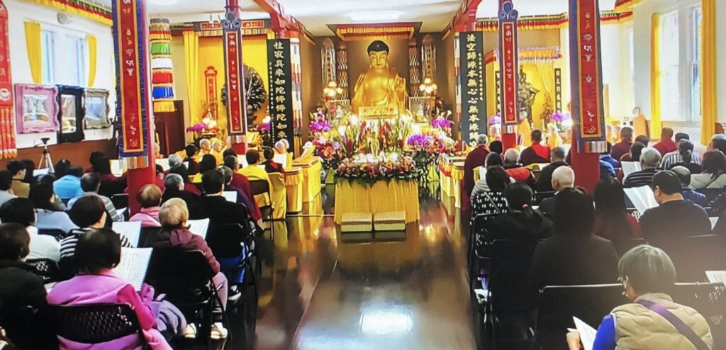 Photo Courtesy: Catherine Song | Hua Zang Si temple‘s serene atmosphere fostered reverence as attendees honored Shakyamuni Buddha's Holy Birthday.