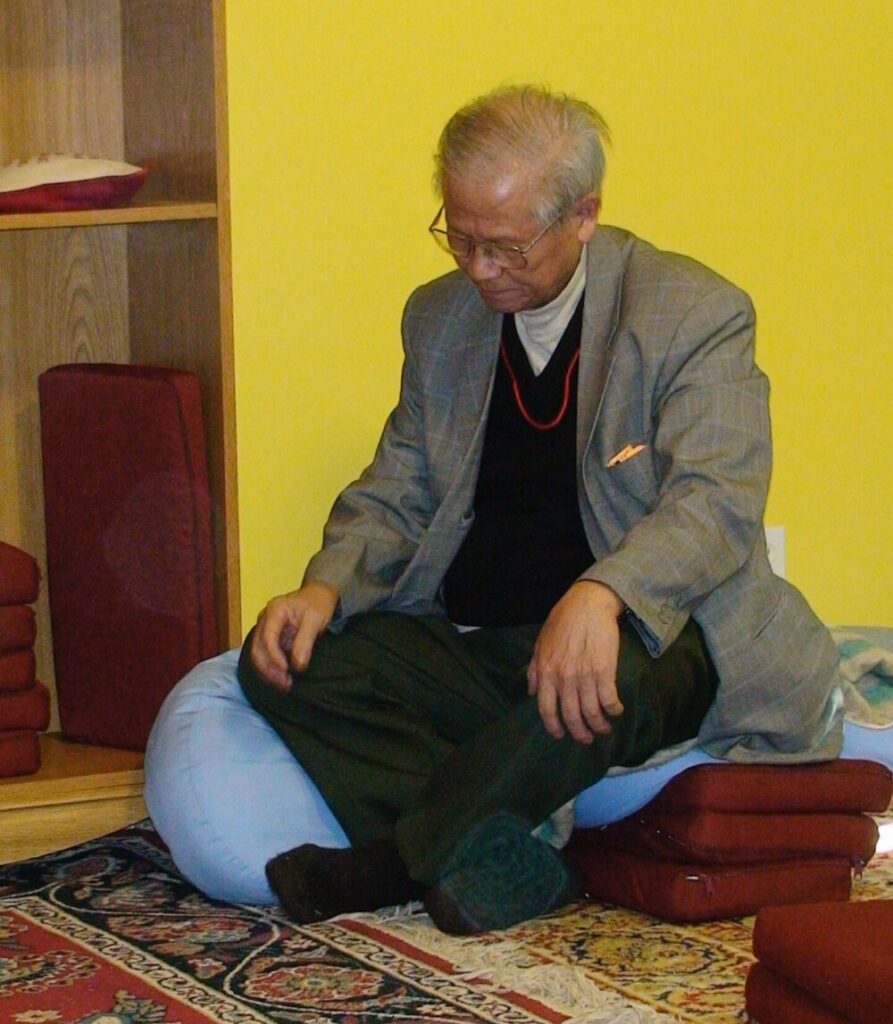 Photo of Dr Kuai at his Dharma Center in Asheville, North Carolina, October 12, 2008.