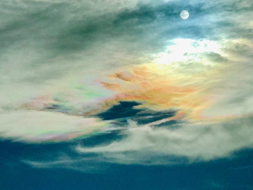 Rainbow lights appearing in Hesperia, California, after dharma discourse class at the Xuanfa Holy Heavenly Lake Dharma Center on February 2, 2020.