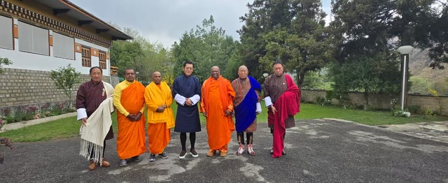 Photo of The King of Bhutan with Ven. Chandima and others. 
