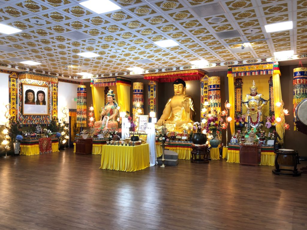 The Grand Hall of Shakyamuni Buddha at the Holy Miracles Temple